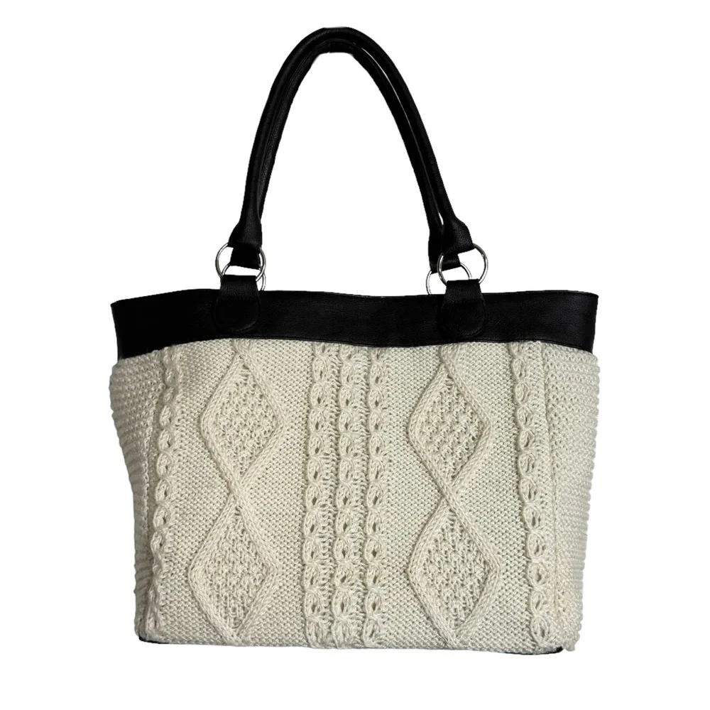 4/$40 Sweater Knit Faux Leather‎ Cream Knit Sweater Medium Tote Bag